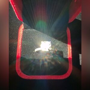 Elegant Gold and Silver Women's Ring